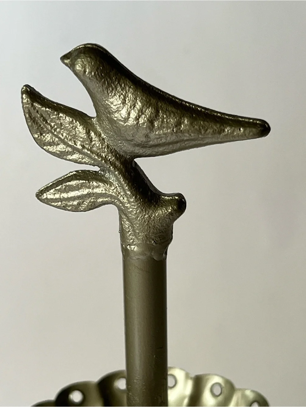Beautiful bird accented Three Tiered heavy silvery gray jewelry holder/display.